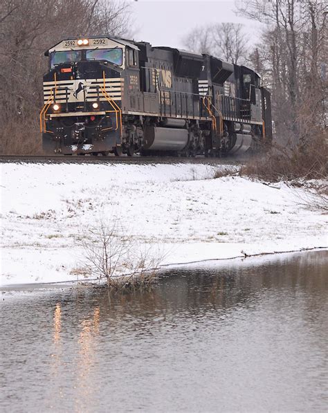Ns 111 With A Sd70m Leadng At Lake Wells Photo Em And Carmon Bell