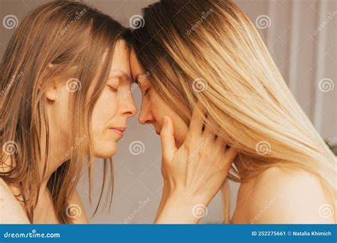 Two Women Touch Each Otherand X27s Foreheads Womenand X27s Health