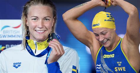 Swimmer specialized in the sprint freestyle and butterfly events. SUPERSUCCÈN! Sarah Sjöström gör det igen - utklassar ...