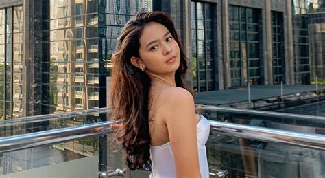 Profil Dan Biodata Dinda Mahira Umur Agama IG Aktris Cantik Asal Palembang