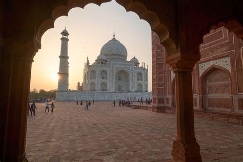 10 Most Popular Historical Monuments Of India