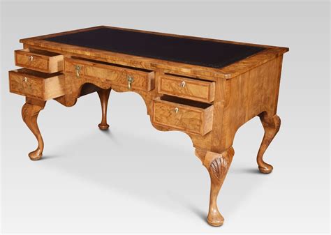 Walnut Writing Desk Of Queen Ann Design Antiques Atlas