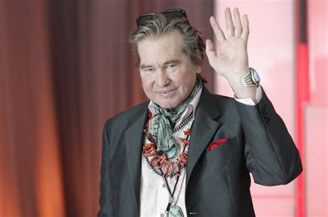 val kilmer gives health update after tracheotomy throat cancer ‘i feel a lot better than i sound