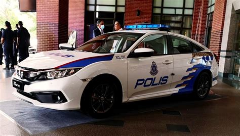 Gambar atas ni baru satu angle. Polis Melaka bakal terima 14 unit Honda Civic