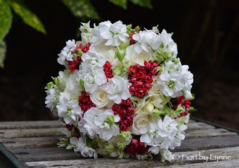 Wedding Flowers Blog Hannahs Red And White Summer Wedding Flowers