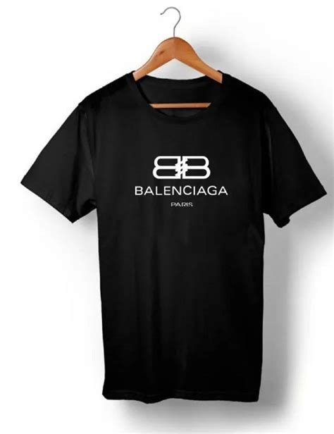 Camiseta Balenciaga Nova Camiseta Masculina Balenciaga Novo 46326842