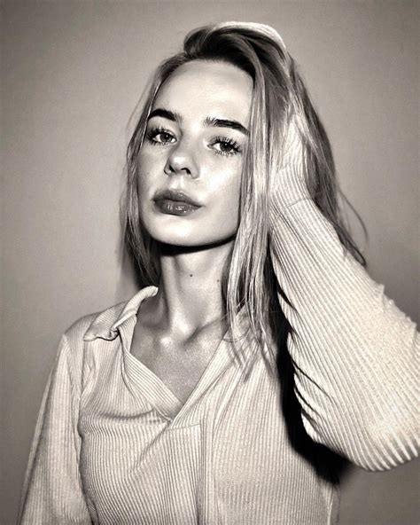 Blackandwhite Polishgirl Instagram Portrait Blackandwhiteportraits