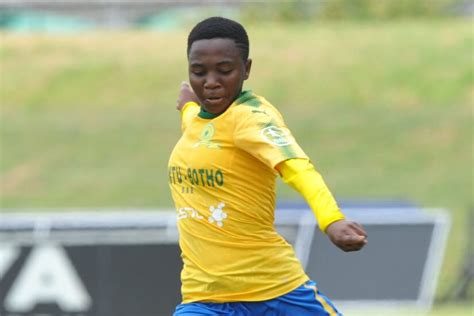 Sundowns Dhlamini Admits Competition In Super League Is Tough