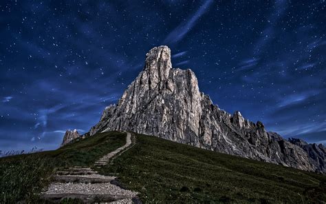 Download Wallpaper 3840x2400 Mountain Rock Path Night Starry Sky 4k Ultra Hd 1610 Hd Background