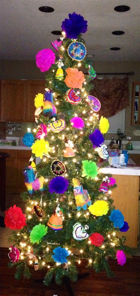 Vibrant And Colorful Mexican Christmas Decorations To Celebrate The