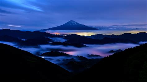 Reflection Japan Mount Fuji Mountains Snowy Peak Mountain Pass