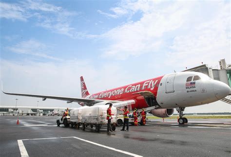 Teleport Airasia Memperkukuh Laluan Utama Dengan Pesawat Kargo 737 800