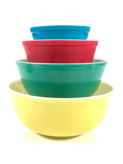 Lot 4pc Vintage Pyrex Primary Colors Nesting Bowl Set