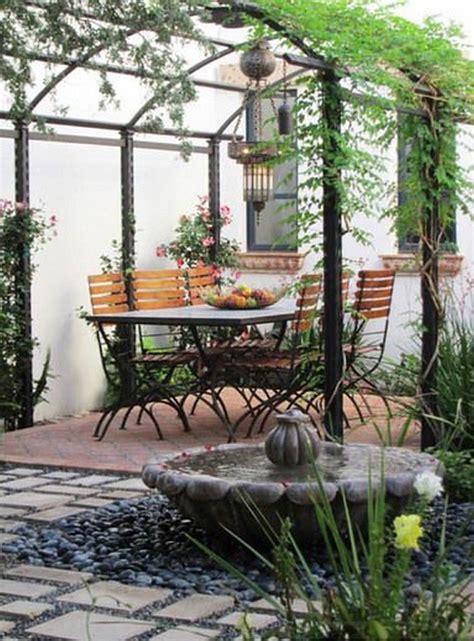 Get To Know These Beautiful Pergola Trellis To Improve In Your Front
