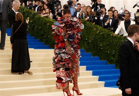 Reviewing The Met Gala The Good The Avant Garde The Absurd The New