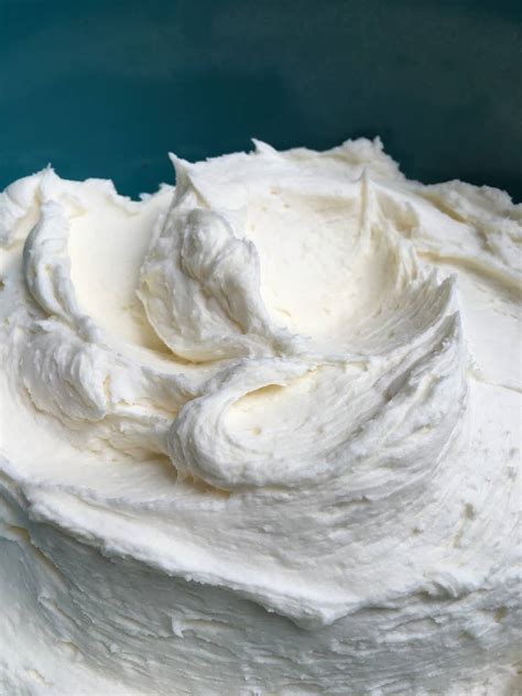 10 Best Vanilla Frosting Recipes Without Powdered Sugar