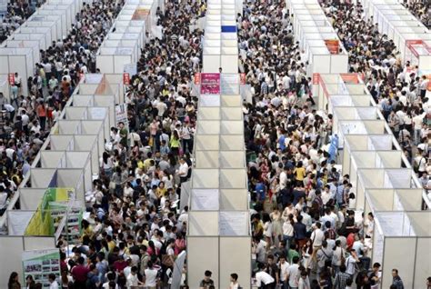 20 Photos That Show Just How Insanely Overcrowded China Is