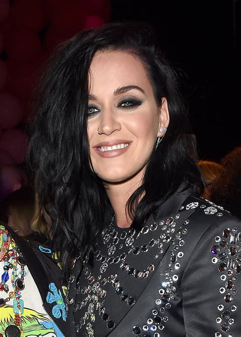 Katy Perrys Hair And Makeup Evolution From Teen Dream To