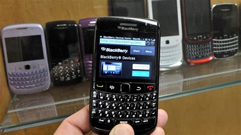 Beaten By Iphone Other Smartphones Old Blackberry Phones No Longer