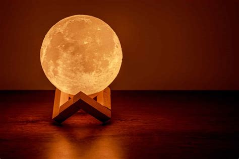17 Types Of Moon Lamps You Never Knew About