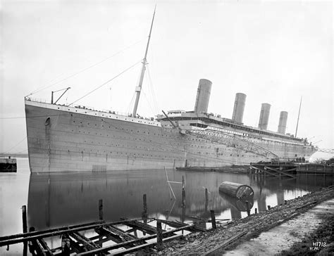 32 Remarkable Photos Of The Titanic
