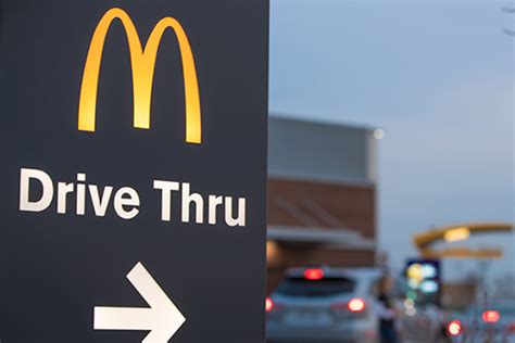 The mission is to serve the most number of cars within 2 hours! McDonald's turns to agility to adapt to COVID-19 ...