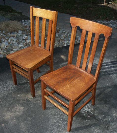 The sitio chair is constructed from oak with a cushioned seat and back. Artisans of the Valley - Restoration Gallery Golden Oak Page 1