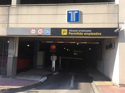 Célula Tendencia Muy Lejos Parking Barajas T1 La Internet Vista Acortar