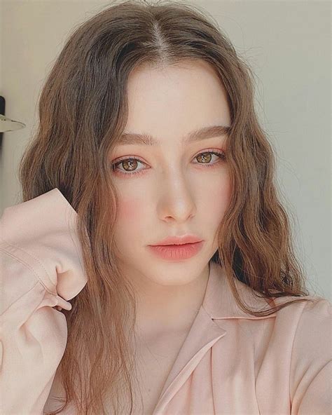 Beautiful Images Russian Models Selfie Poses Natural Makeup Looks Ulzzang Girl Aesthetic