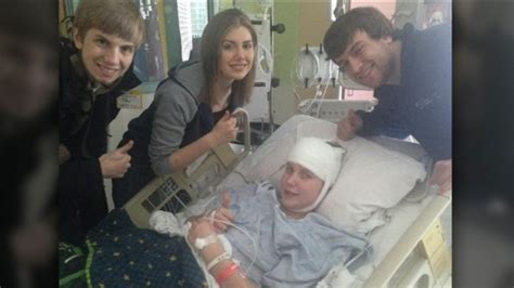 Chicago Bears Help Surprise Teen Brain Tumor Survivor In Oak Lawn