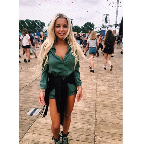 It is there where she currently resides and also works at a local nightclub as a dancer. Picture of Luna Stevens