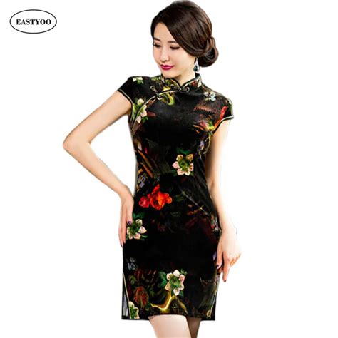 Flowers Velvet Cheongsam Women Short Sleeve Summer Qipao Slim Mandarin Collar Chinese Dresses