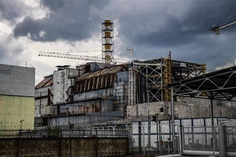 The Chernobyl Catastrophe What Happened The Five Foot Traveler