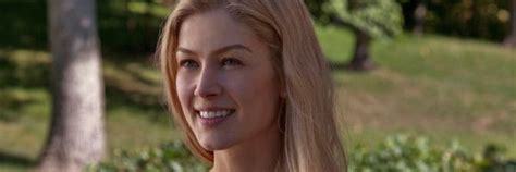 Rosamund Pike Talks Gone Girl That Scene And More At Sbiff Collider