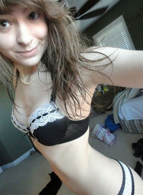 Amateur Teen Nude Pics Cock Cum Tits