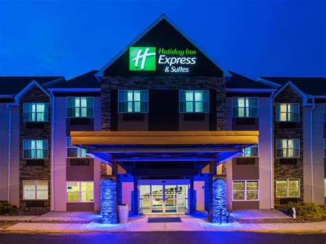 Holiday Inn Express And Suites Wyomissing Hotel By Ihg