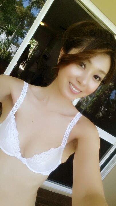 The Underwear Brassiere Image That Miho Yabe Is Radical Public
