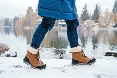 How To Wear Snow Boots 4 Outfit Ideas For This Winter Celebrity