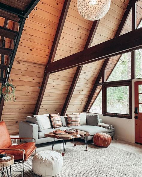Cozy Cabins And Homes That Are The Perfect Escape For Your Next Friendcation Modern Cabin