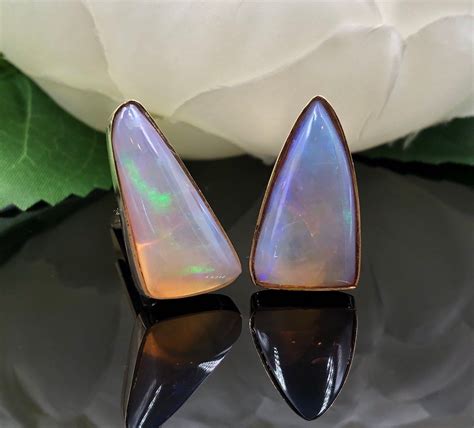 14k Australian Crystal Opal Cufflinks