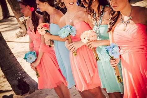 It would bring with it pretty outdoors soirees and destination weddings galore —yes, please! Pin by Franlin on Wedding | Light blue bridesmaid, Beach ...
