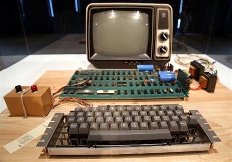 Vintage Apple 1 Computer Sells For 388k Computerworld