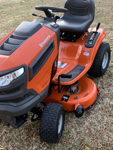 Husqvarna Yth18542 Hydrostatic 42 In Riding Lawn Mower Mulching Capable