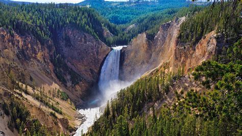 Yellowstone National Park Stunning Photos Celebrate 150 Years Of