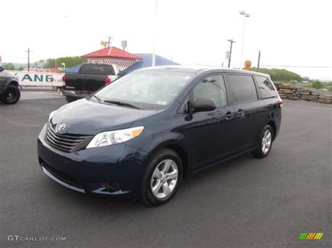2011 South Pacific Blue Pearl Toyota Sienna V6 81127916