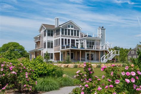 Rhode House - Acorn Deck House | House deck, House, House 