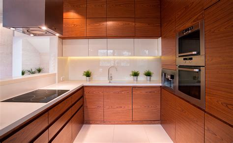 Instead of buying a whole kitchen, replacing existing doors can work wonders however, before you buy new kitchen cabinet doors, it is worth checking that the bones of your existing cabinet carcasses are in good condition. Kitchen cabinet costs in the UK | Refresh Renovations United Kingdom