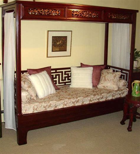 10 Essential Strategies To Elegant Canopy Bed Bangdodo