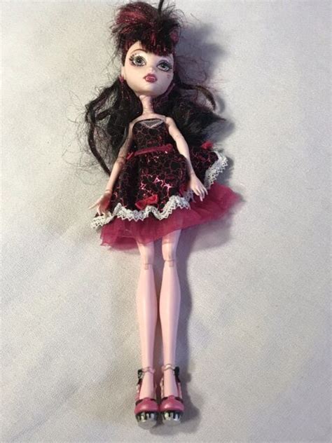 Mattel Monster High Draculaura Sweet 16 Doll Ebay