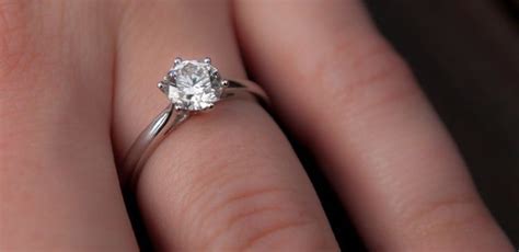 Engagement Rings Are Being Replaced With These Tiphero